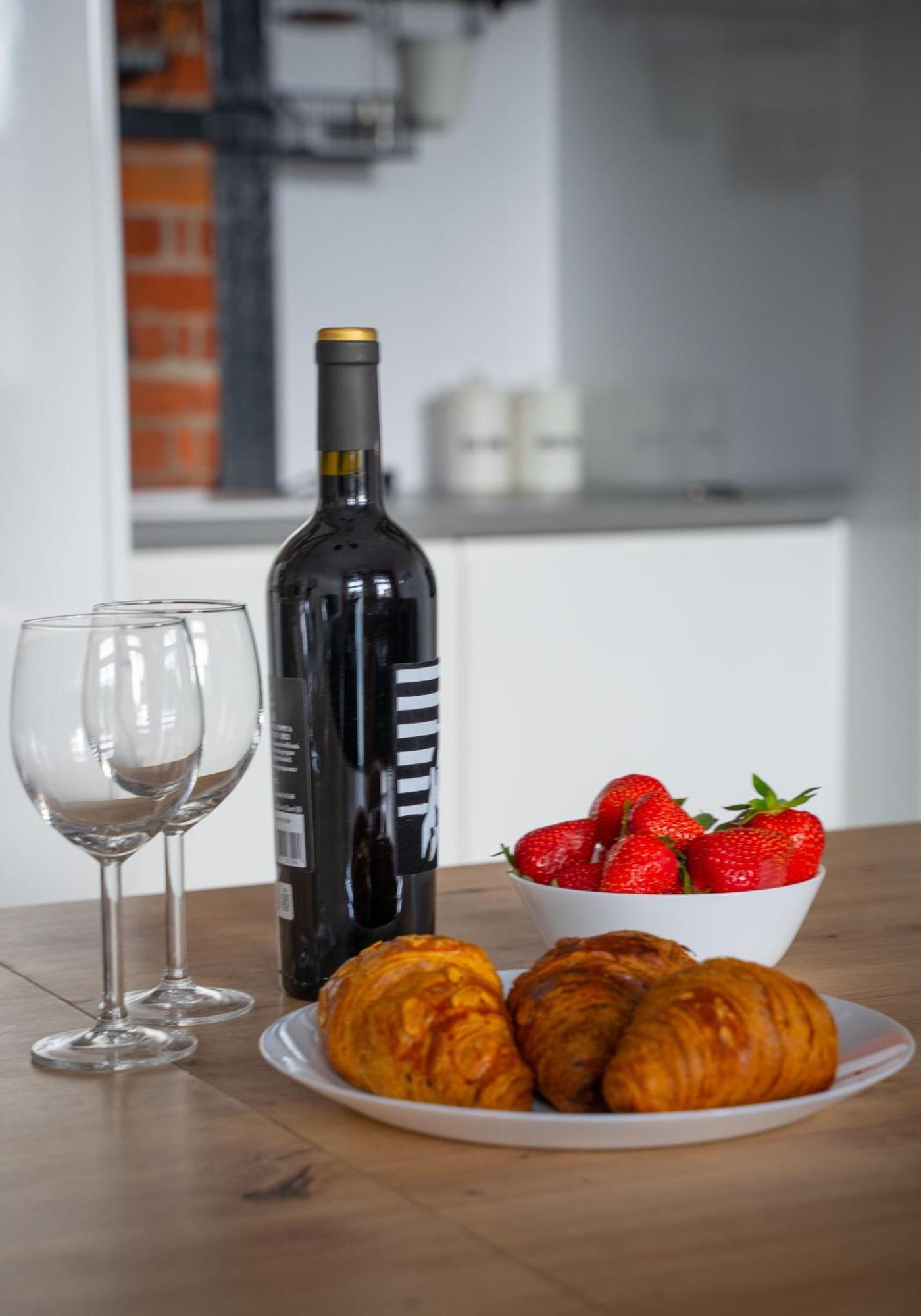 Apartament Z Antresola Nowa Papiernia Βρότσλαβ Εξωτερικό φωτογραφία
